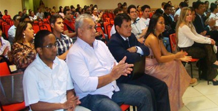 Começou nesta sexta-feira (04/10), na Unidade III da UNIRON /Shopping, as aulas de pós – Graduaç...