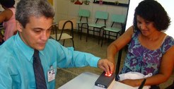 Servidor do Tribunal Regional Eleitoral de Rondônia em operação itinerante
