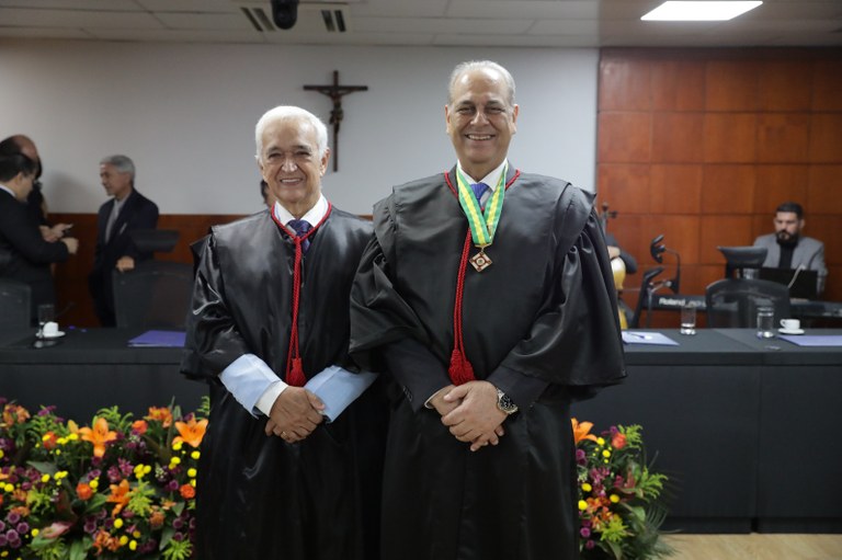 Desembargadores Raduan Miguel Filho e Daniel Lagos, respectivamente presidente, vice-presidente e corregedor do TRE-RO para o biênio 2026-2027. Desembargadores Raduan Miguel e Daniel Lagos serão, respectivamente, presidente e vice-president...