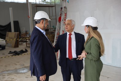 Atual e futuro presidentes acompanharam o andamento das obras do novo complexo, que reunirá sede...
