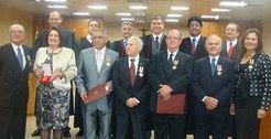 TRE-RO homenageia ex-presidentes

