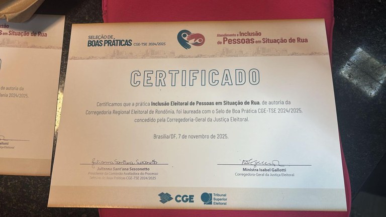 Certificado emitido pela Corregedoria-Geral da Justiça Eleitoral (CGE-TSE), com o título “CERTIF...