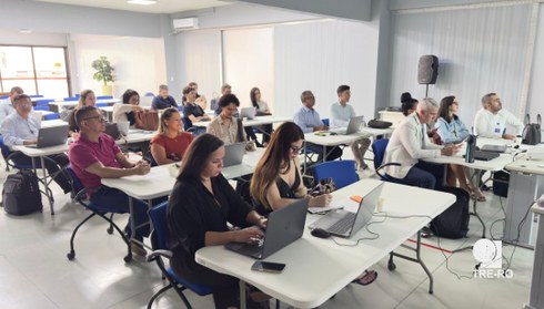 O treinamento promovido pelo TRE-RO apresentou as novidades do CANDex e orientou representantes ...
