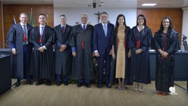 Sessão solene reúne autoridades para a despedida da juíza Tânia Mara da Corte Eleitoral e homena...