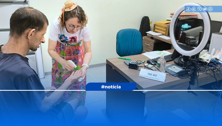 Inclusão Eleitoral: TRE-RO atende idosos em situação de vulnerabilidade em Cacoal Em ação do programa Meu Voto, Meu Poder, todos os internos da Associação São Camilo tiveram sua ...