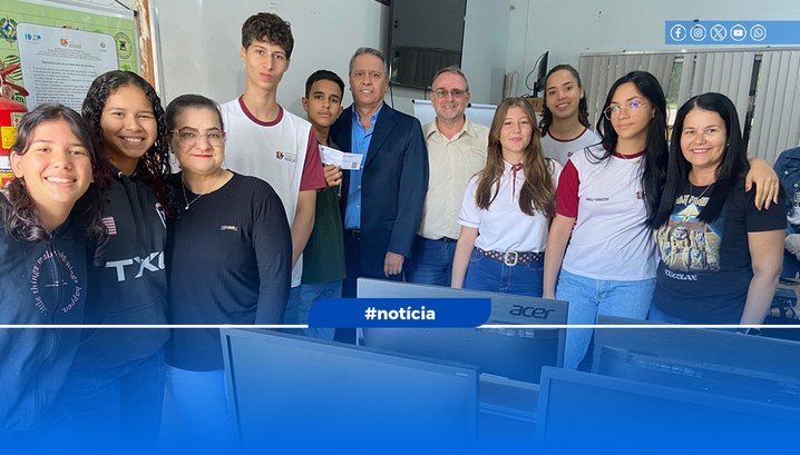 Justiça Eleitoral realiza operação do projeto “Meu Voto, Meu Poder” no Instituto Abaitará Ação itinerante atendeu a comunidade da região e estudantes