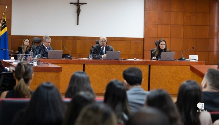 Evento reuniu público diverso e destacou a importância de cumprir regras eleitorais. As inscriçõ...