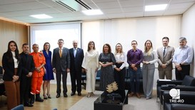 TRE-RO e instituições parceiras unem esforços para garantir transporte gratuito a eleitoras e el...