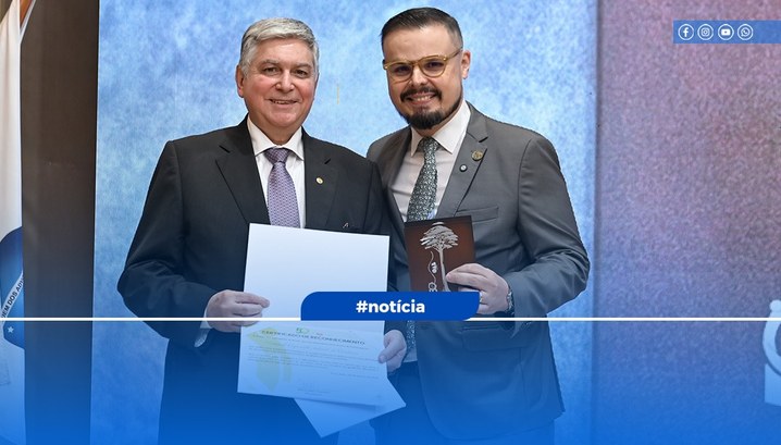 TRE-RO participa de solenidade comemorativa dos 50 anos da OAB em Rondônia Vice-Presidente, desembargador Marcos Alaor, representou o Tribunal e também foi homenageado pel...