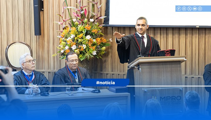 TRE-RO prestigia a posse do novo Procurador-Geral de Justiça de Rondônia O desembargador Marcos Alaor Grangeia, presidente em exercício, representou o tribunal na cerimô...