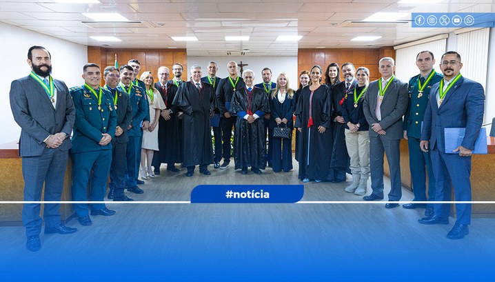 TRE-RO realizou solenidade de Outorga da Medalha do Mérito Eleitoral Solenidade reconhece as importantes contribuições de autoridades para a Justiça Eleitoral e o su...