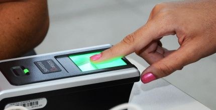 TRE-RR - Biometria treinamento Imagem da coleta digital na máquina
