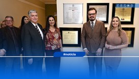 O desembargador Marcos Alaor Grangeia recebeu homenagem da OAB Rondônia pelos seus serviços à ad...